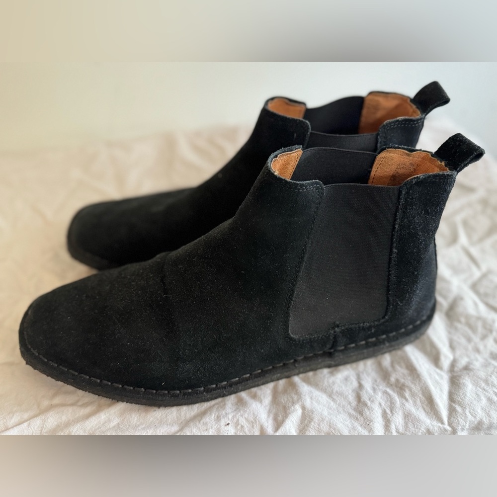 Pretty Green Suede Chelsea Boots - Black UK 10 / US 11 Made in Portugal Crepe
